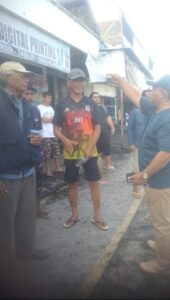 Turun Langsung ke Lokasi Kebakaran Pasar Rawajaya, Bupati Halut, Piet Hein Babua Beri Arahan dan Instruksi