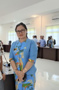 Camat Pulau Rao, Sherly K Tamadarage Komitmen Tindak Tegas Anak Buahnya Yang Malas Berkantor