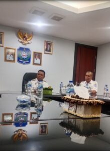 Terkait Perda Hilirisasi Buah Kelapa, Bupati Halut, Piet Hein Babua Gelar Jumpa Pers Dengan Sejumlah Awak Media