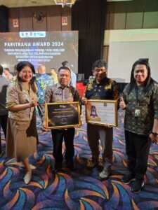 Peduli Program Jaminan Sosial Ketenagakerjaan, Bupati Halut, Piet Hein Babua Dapat Penghargaan