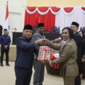 Ketua DPRD Halut, Christina Lesnussa Pimpin Rapat Paripurna Pengajuan Rancangan Perda tentang perubahan APBD dan Penandatanganan RPJMD Tahun 2025