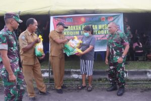 Wujudkan Pangan murah, Kodim 1508/Tobelo Turun Langsung Distribusikan Beras ke Masyarakat